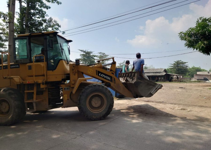 PN Mojokerto Eksekusi Pengosongan Lahan Bekas Perusahaan di Ngoro