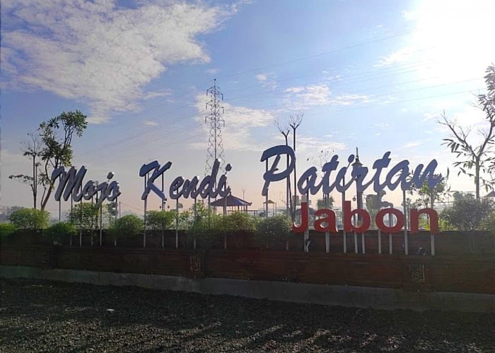 Mojo Kendi Patirtan, RTH yang Disulap Menjadi Tempat Wisata Keluarga