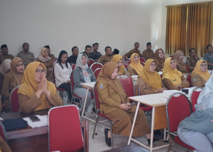 Belajar AI, Puluhan Guru SMAN 1 Pacet Ikuti Program AI Goes to School