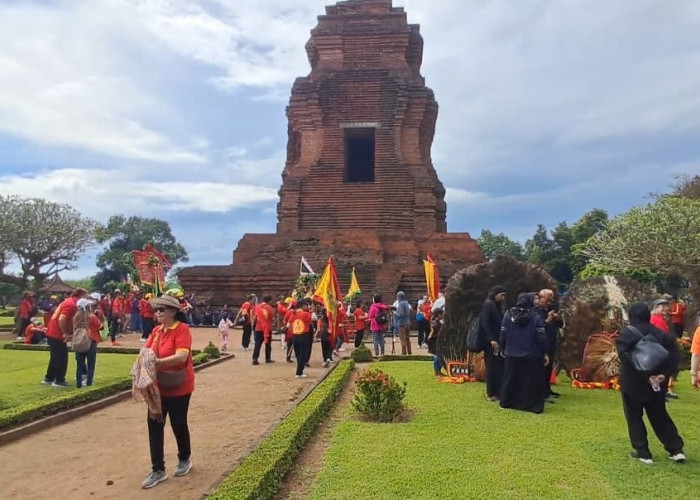 Perayaan Dharmasanti Waisak 2025 di Mojokerto, Pertama Kali Kirab Budaya Lintas Agama dan Kepercayaan