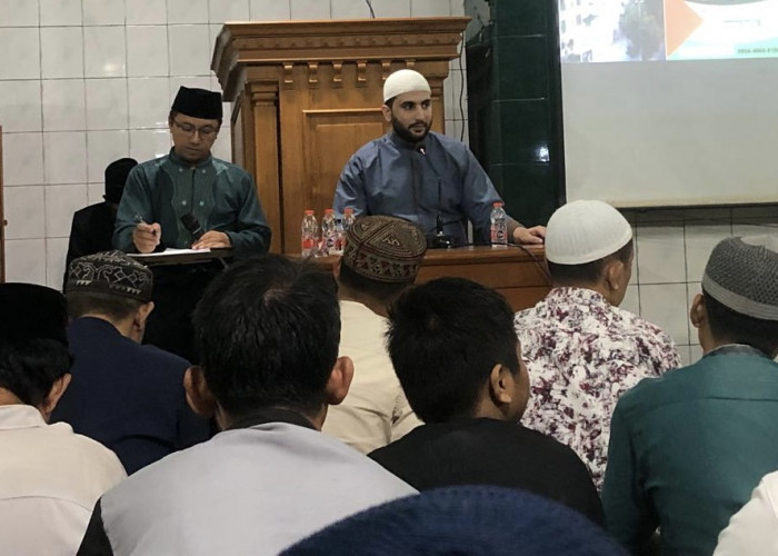 Datangkan Imam dan Khatib dari Gaza, Kumpulkan Donasi Rp 22 juta untuk Palestina