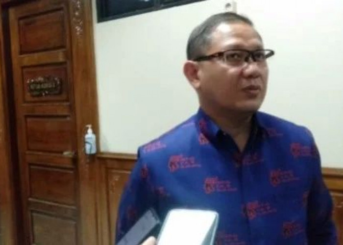 Guru Honorer Tak Perlu Cemas, Kadindik Jatim Pastikan Tetap Mengajar Hingga 2026
