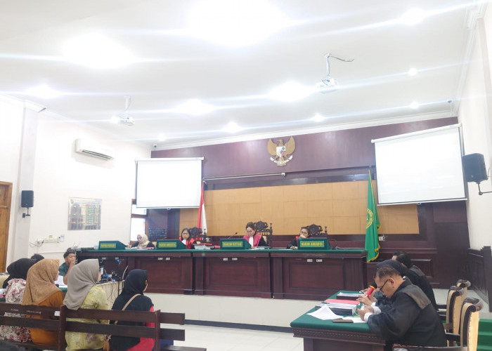 Sidang Polwan Bakar Suami di Mojokerto, Para Saksi UngkapTerdakwa Tak Sengaja 