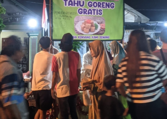 Meriah !!! Ada Tahu Goreng Gratis di Bazar Malam Panjer, UMKM pun Padati Jalan