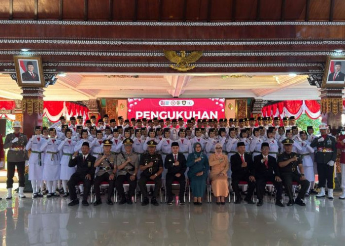 Jelang HUT ke-81 RI, 80 Paskibraka Kabupaten Mojokerto Dikukuhkan