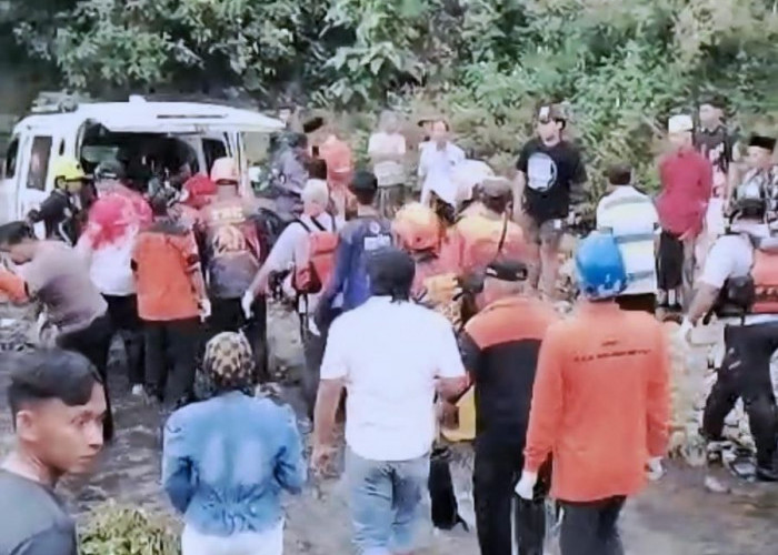 Kakek 70 Tahun Ditemukan Tewas Mengapung di Sungai Pikatan Mojokerto Setelah Hilang 4 Hari