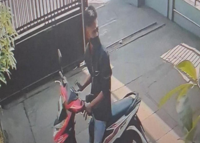 Sepeda Motor Pegawai Klinik di Pungging Mojokerto Raib Digondol Maling, Aksinya Terekam CCTV