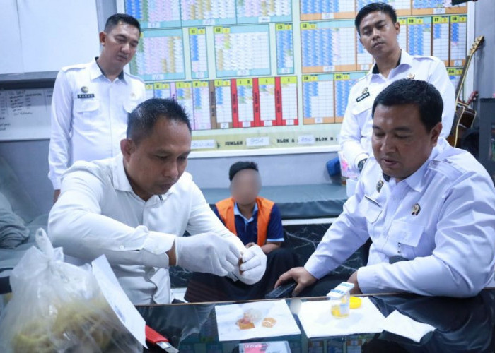 Petugas Lapas Mojokerto Gagalkan Penyelundupan Sabu 9,44 Gram oleh Istri Warga Binaan