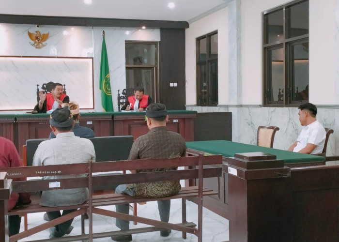 Sidang Kasus Netralitas Kades Randuharjo Mojokerto, 17 Saksi Dihadirkan