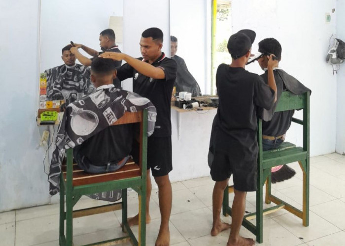 Barbershop Diloz Tempat Pangkas Rambut Kekinian yang 'On Point'