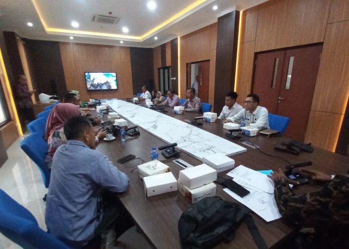 Alami PHK Tanpa Pesangon, Buruh Pabrik Tepung Mojokerto Wadul Dewan