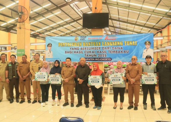 1.245 Buruh Rokok Mojokerto Terima BLT DBHCHT 2025