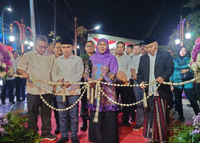 Atasi Kawasan Kumuh, Gubernur Khofifah Resmikan Program Permata Jatim di Mojokerto  