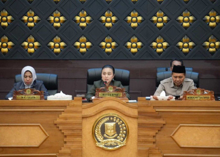 Wali Kota -Wakil Wali Kota Mojokerto Sampaikan LKPJ 2024 kepada DPRD 