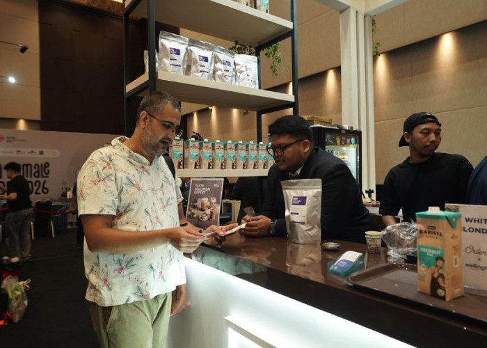 Dari Kelapa ke Panggung Kopi Asia Tenggara: Langkah Ellenka Professional Mengubah Tren Minuman Horeka