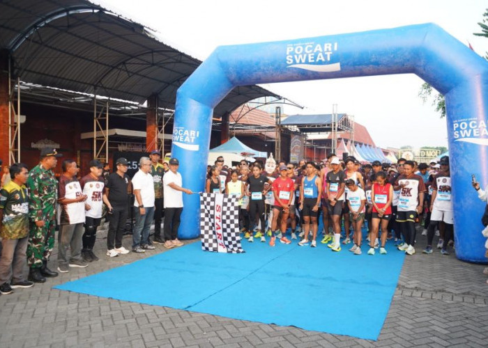 Peserta Heritage Fun Run Tumbang di Kilometer 3, Ribuan Pelari Meriahkan HUT ke-733 Kabupaten Mojokerto