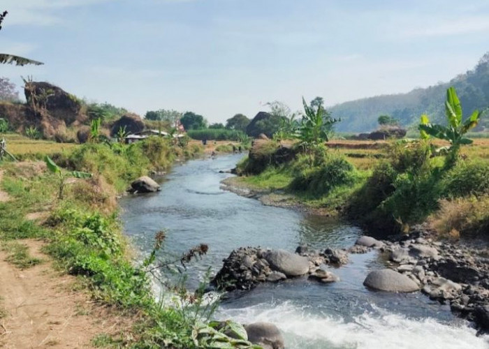 Menikmati Keindahan Alam dan Sejarah di Dam Payung Jabung Mojokerto 