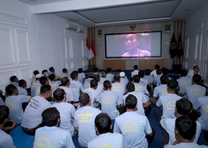 Warga Binaan Lapas Mojokerto Diajak Renungkan Perjuangan Pahlawan via Film G30S/PKI