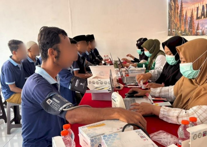 155 Warga Binaan Lapas Mojokerto Ikuti Cek Kesehatan dan Mobile VCT