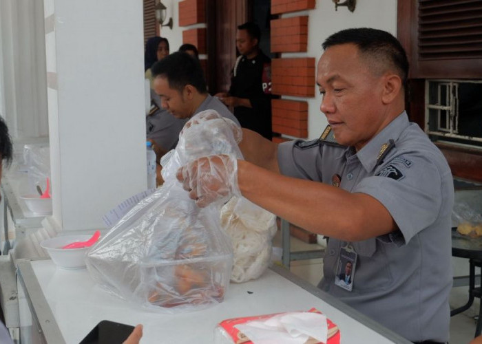 Pastikan Tidak Ada Barang Bawaan Masuk, Lapas Mojokerto Perketat Pengawasan Bawaan Pengunjung