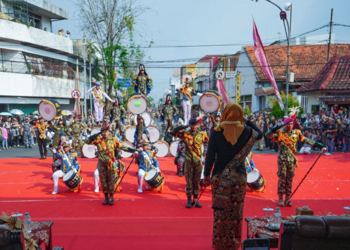 Mojo Bangkit, Saat Jalanan Kota Mojokerto Berubah Menjadi Panggung Kejayaan Majapahit