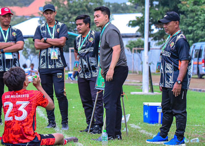 Tundukkan Batu 2-0, Tim Sepakbola Putra Kab Mojokerto Peringkat 1 Klasemen Sementara