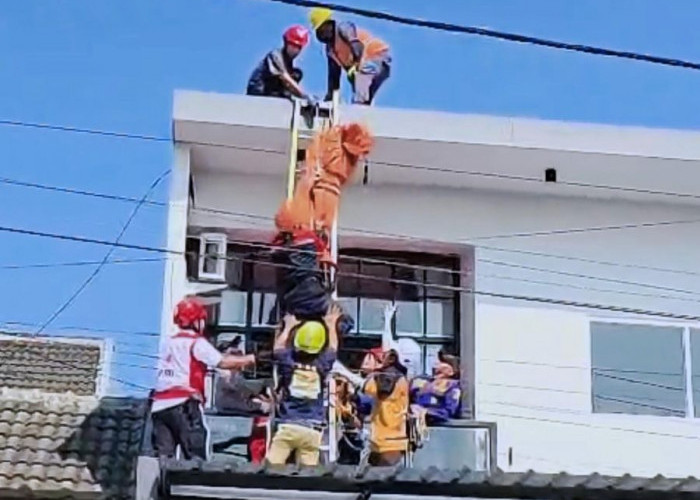 Pekerja Renovasi Rumah di Mojoanyar Tewas Tersengat Listrik, Diduga Tanpa Alas Kaki