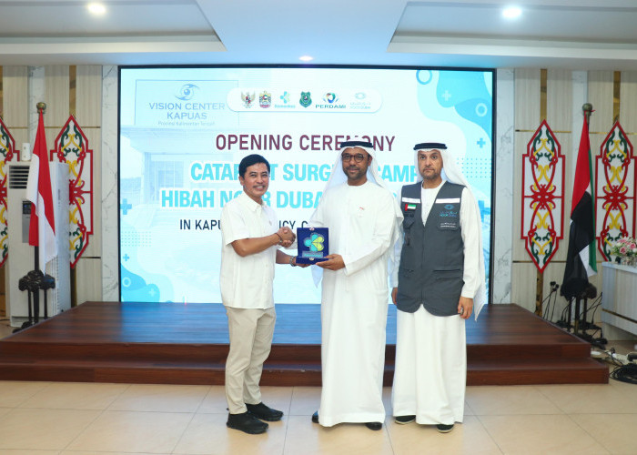 500 Warga Kembali Melihat: Kolaborasi RI–UEA Hadirkan Operasi Katarak Gratis hingga Pelosok