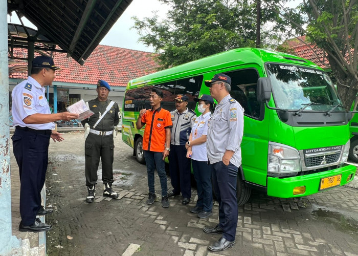 Kendaraan AKDP Mojokerto-Batu via Cangar Rutin Diperiksa untuk Keamanan Penumpang