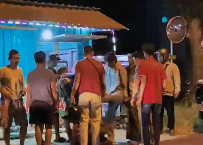 Pencuri Berkedok Pengamen Gagal Gasak Motor di Pacet Mojokerto, Sempat Dikeroyok Warga