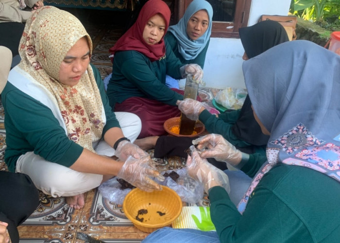 Kunjungi KWT KTH Alas, Tim Mewlafor Lihat Hasil Pemberdayaan di Desa Penanggungan, Trawas, Mojokerto
