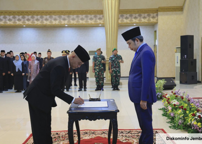 Gus Fawait Lantik Pj Sekda Baru, Pemkab Jember Tancap Gas Percepat Pembangunan dan Reformasi Birokrasi