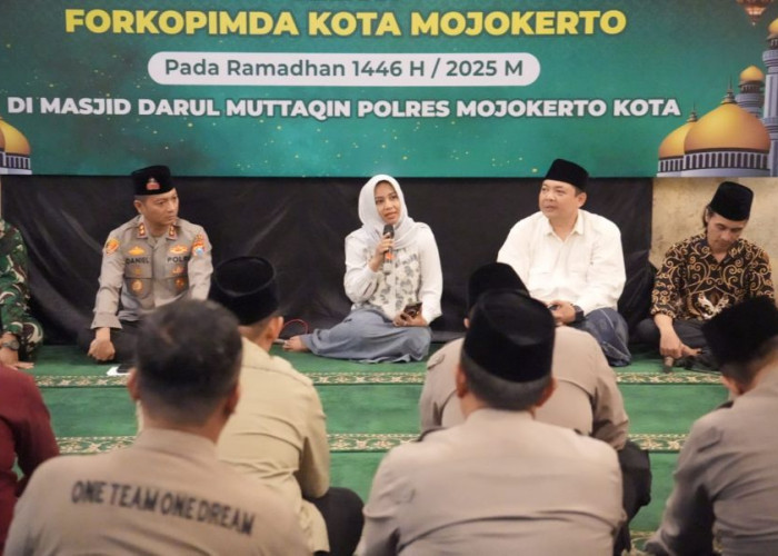 Wujudkan Sinergi dan Kekompakan, Ning Ita - Cak Sandi Safari Ramadan ke  Forkopimda