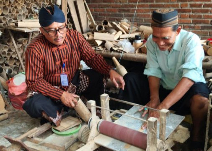 Taman Chandra Wilwatikta Pasuruan Siapkan Ruang Pamer Kerajinan Bamboo Craft R. Khan Art Milik Warga Nojokerto