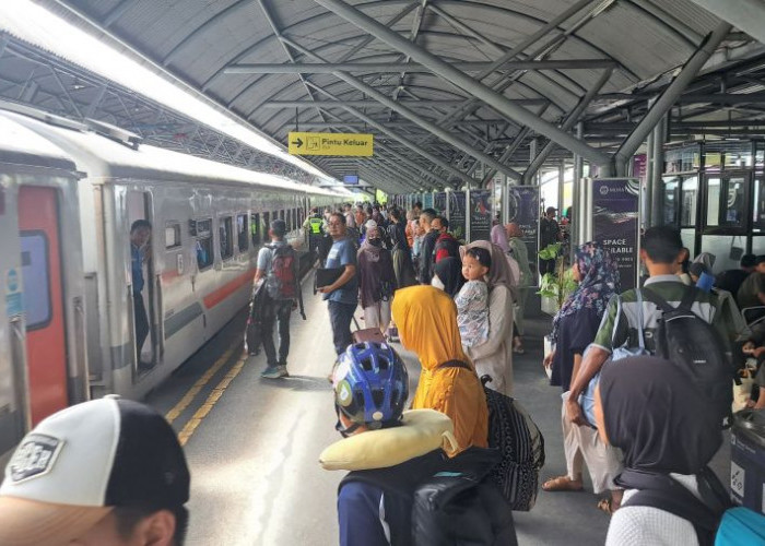 Puncak Arus Mudik Lebaran 2026, KAI Daop 8 Surabaya Layani Lebih dari 50 Ribu Penumpang