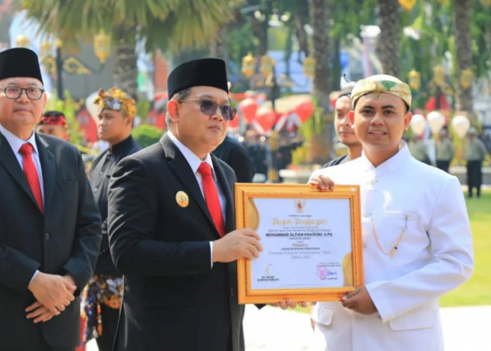 Dua Pemuda Jember Sabet Penghargaan Tingkat Jatim di Hari Sumpah Pemuda