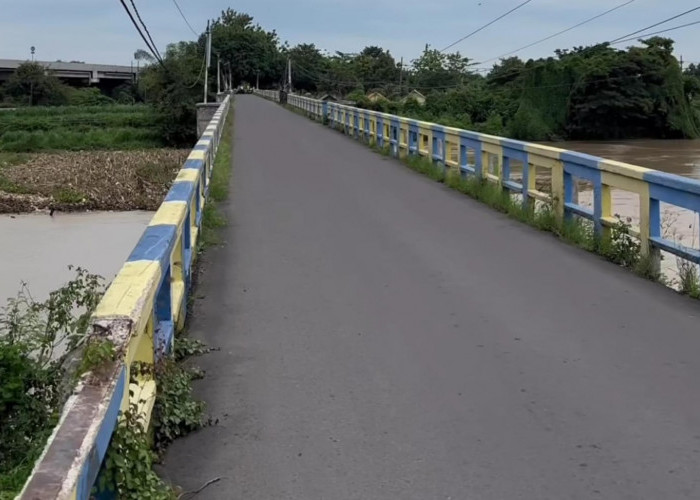 Jembatan Pagerluyung Penghubung dua Wilayah di Mojokerto Ditutup Sementara Imbas Kontruksi Retak