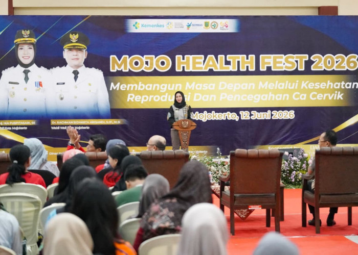 17 Persen Penduduk Kota Mojokerto Remaja, Ning Ita Tekankan Pentingnya Kesehatan Reproduksi Sejak Dini