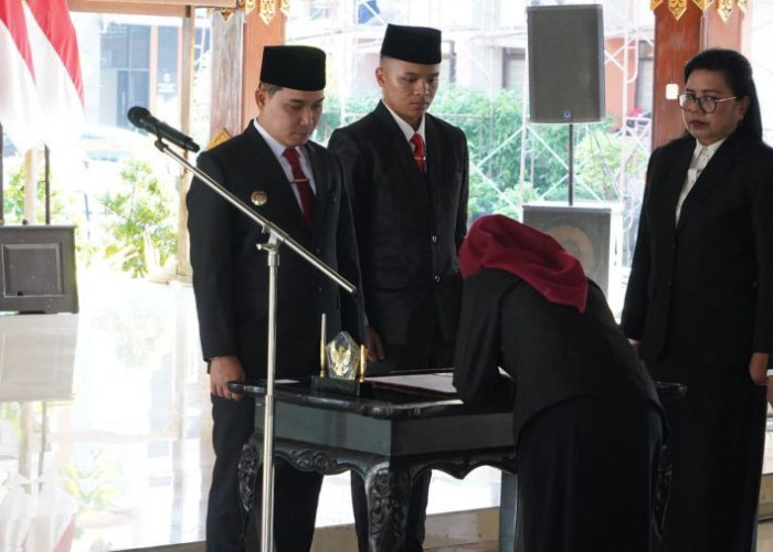 Gus Barra Lantik 91 PNS, ASN Muda Diminta Jadi Motor Inovasi dan Pelayan Publik