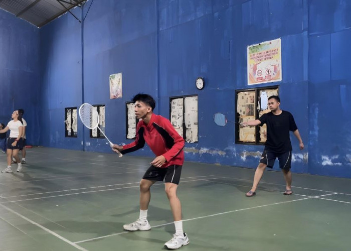 Olah Raga Badminton Kembali Tren, Pelatih Ingatkan Pentingnya Tension Senar