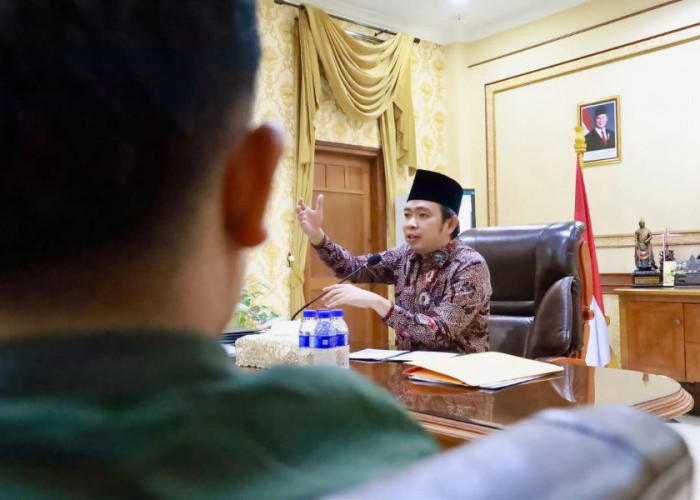 Bupati Pastikan Pencairan Beasiswa Pemkab Jember 2026 Segera Direalisasikan