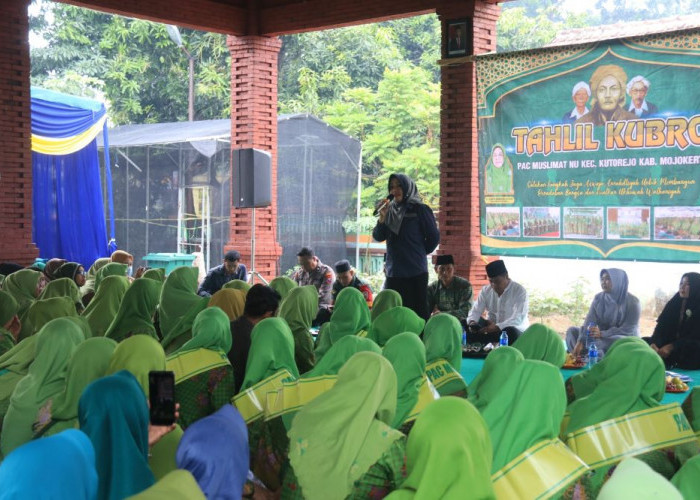 Hadir di Acara Tahlil Kubro, Bupati Ikfina Jelaskan Bahayanya Stress dan Penyakit Kalbu