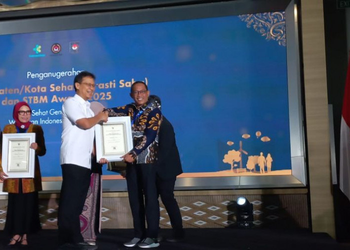 Jember Raih Penghargaan Nasional KKS Swasti Saba dan STBM Award 2025