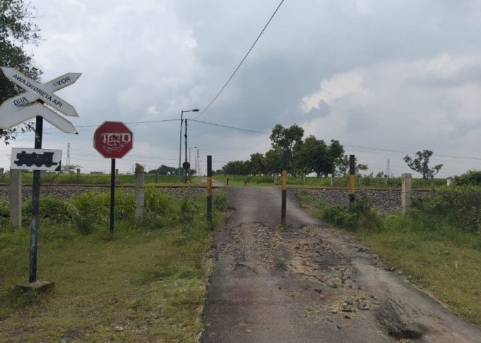Perlintasan KA Wonoayu Masih Manual, Warga Diminta Lebih Waspada Saat Melintas