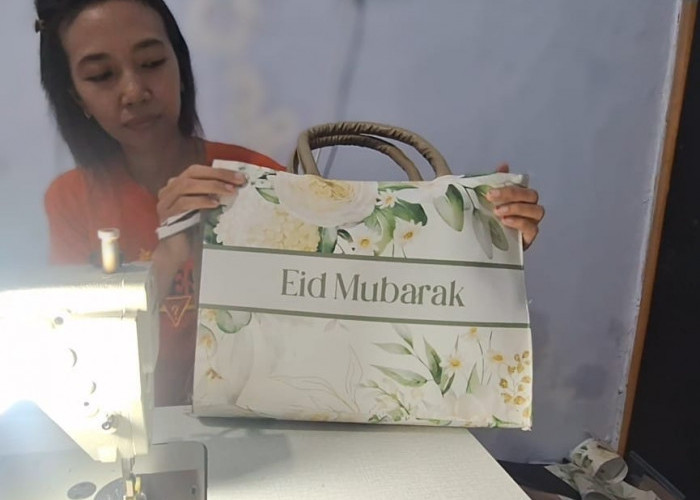 Tas Hampers Lebaran Buatan Pasutri Asal Mojokerto Diburu Pembeli 