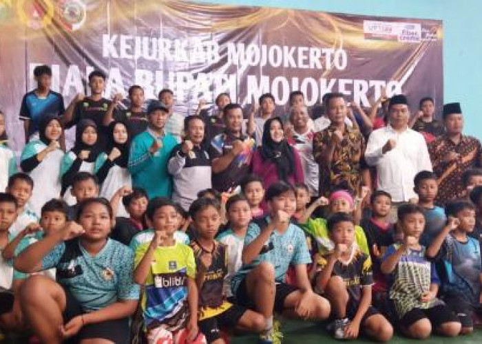 Kejurkab Bulu Tangkis Piala Bupati Mojokerto 2023 Diikuti 110 Peserta 