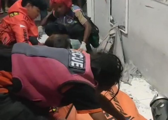 Pengendara Vario Tewas Usai Tabrak Salon di Puri Mojokerto