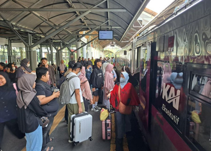 72 Ribu Lebih  Penumpang KA Manfaatkan Awal Ramadan untuk Mudik ke Kampung Halaman