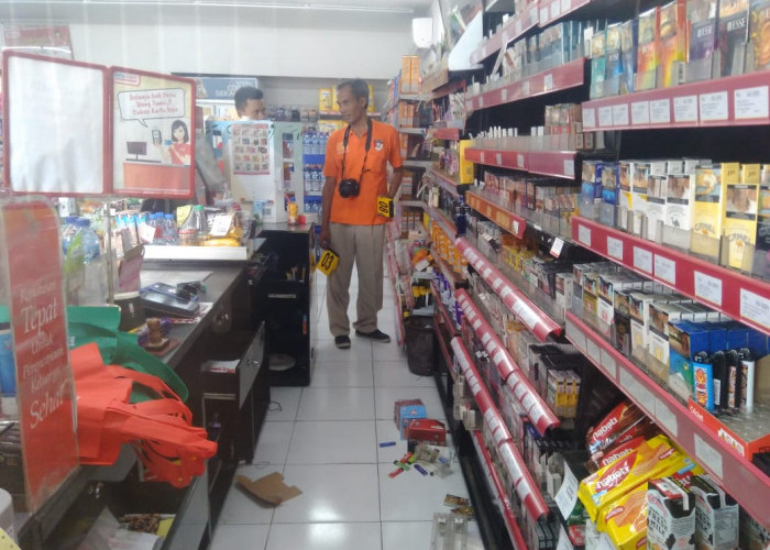 Alfamart di Sooko Mojokerto Dibobol Maling, Uang Senilai 23 Juta Raib