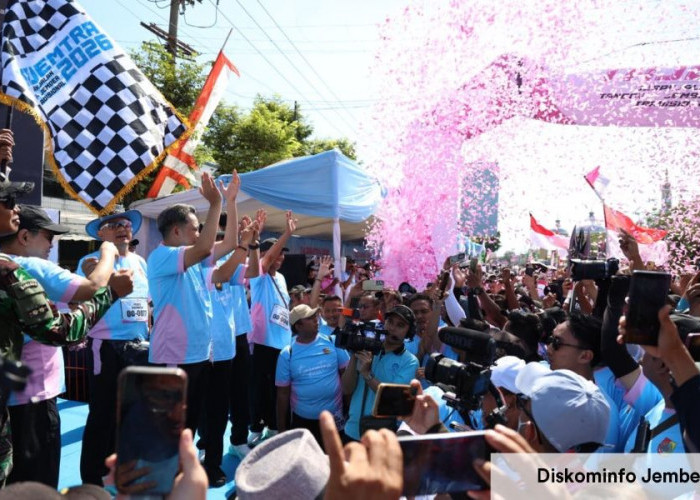 Tajemtra 2026: Tradisi Gerak Jalan 30 Kilometer yang Tak Pernah Sepi dari Antusiasme Warga Jember